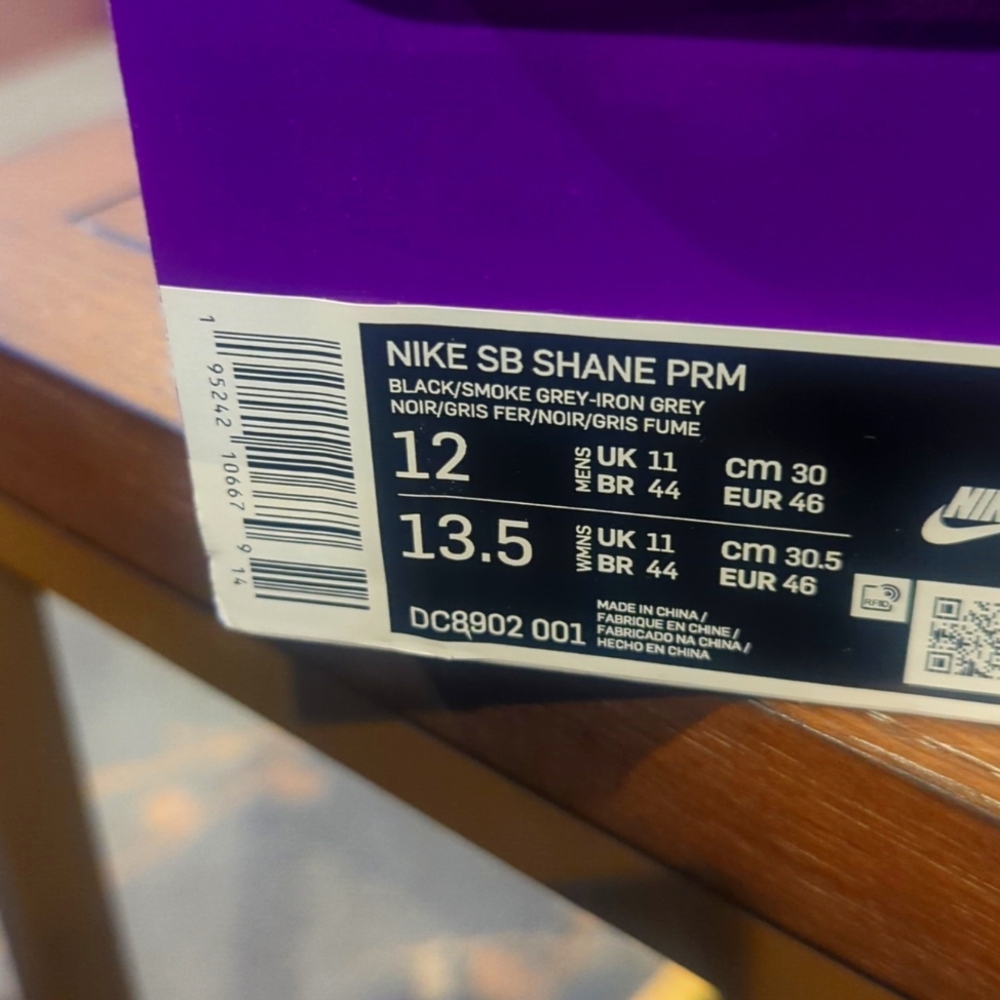 Nike Blazer Mid '77 VNTG size 12 color Thunder Blue/White